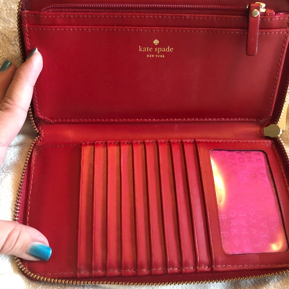 Red leather Kate Spade wallet - Picture 2 of 5